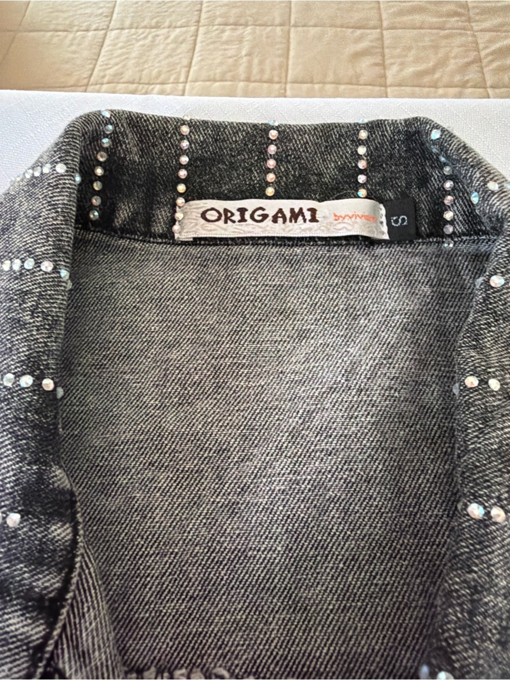 Origami Rhinestone Denim Jacket Acid Wash Gray/Blk - Picture 3 of 4